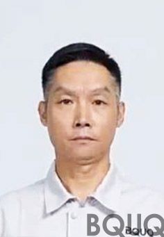 Satış Müdürü: Liu Jin